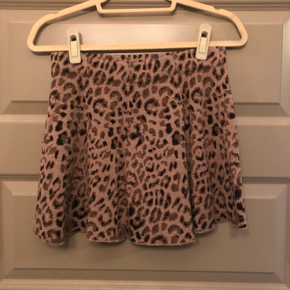 Leopard skirt